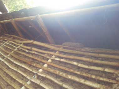 The shanty's roof without a ceiling